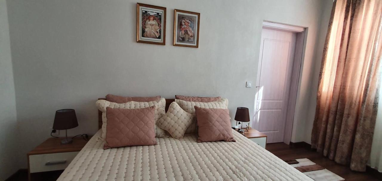 юлия делукс I Apartment